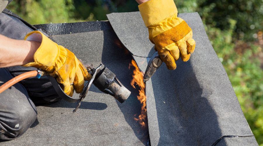 Expert Emergency Roof Repairs services in Elton, PA